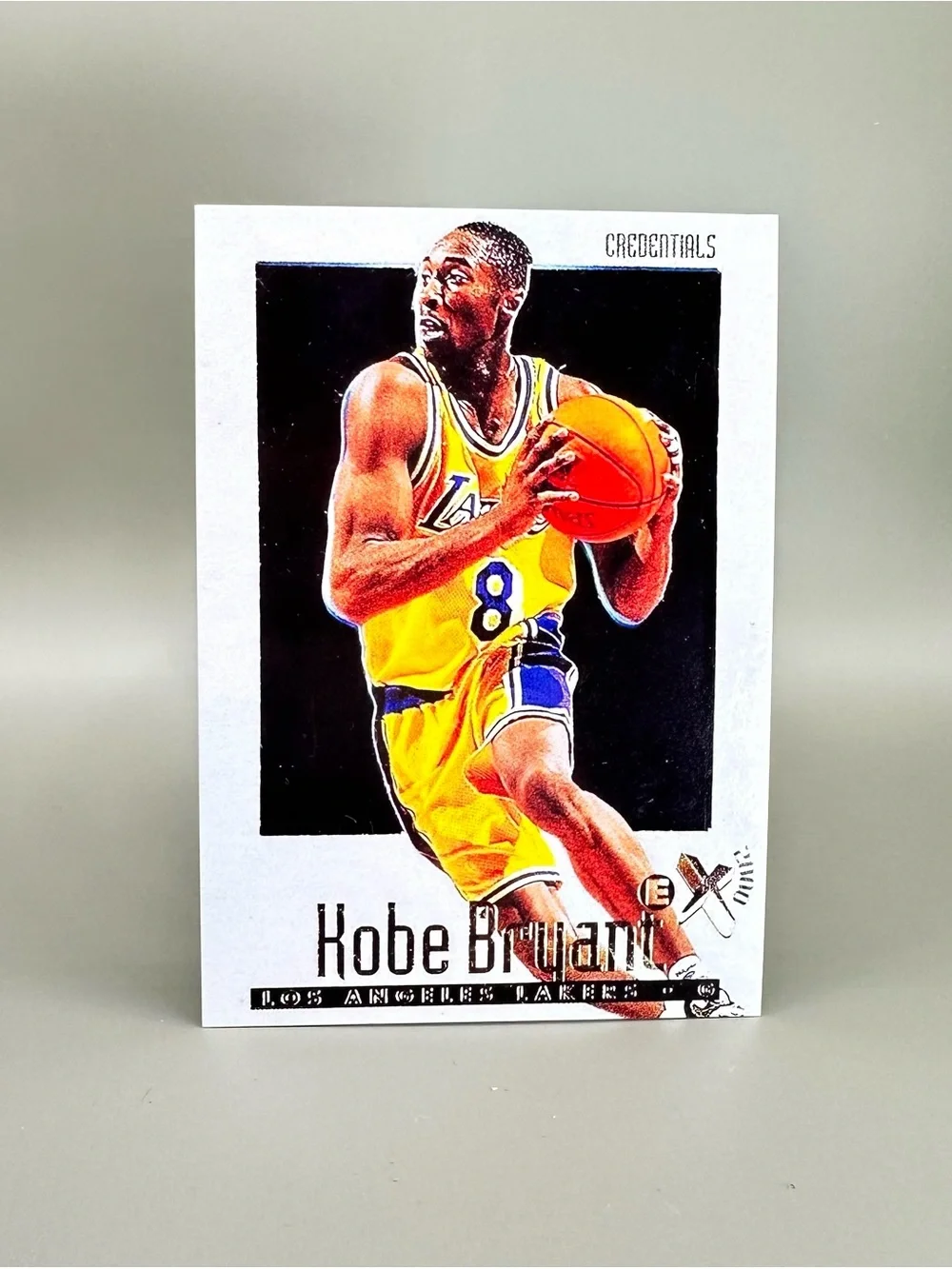 Kobe Bryant Rookie 1997 Skybox Credentials 245/499 Novelty Basketball Card.